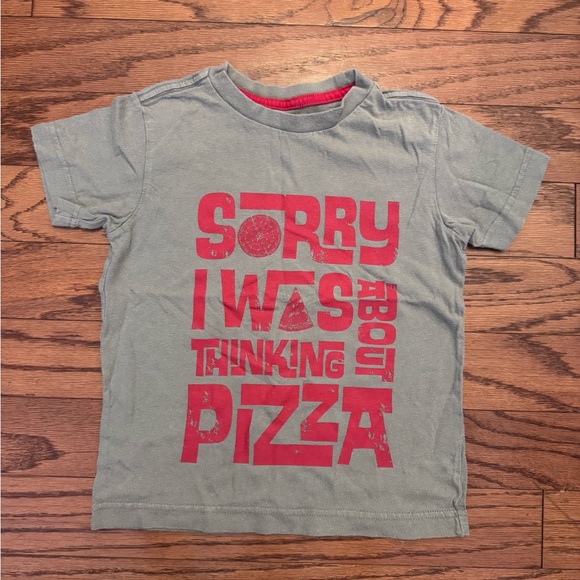 Old Navy Short Sleeve Tees in Gray and Red Casual Style - Picture 1 of 3